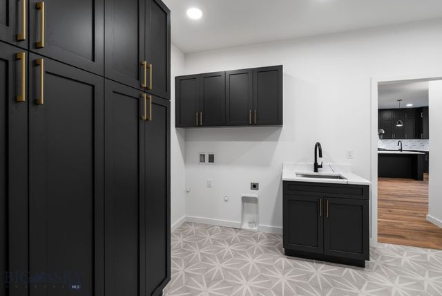 2939 S 30th Avenue, Bozeman, MT 59718