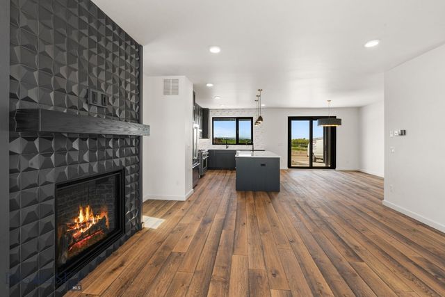 2939 S 30th Avenue, Bozeman, MT 59718