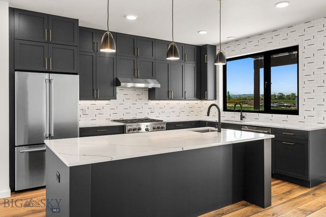 2939 S 30th Avenue, Bozeman, MT 59718