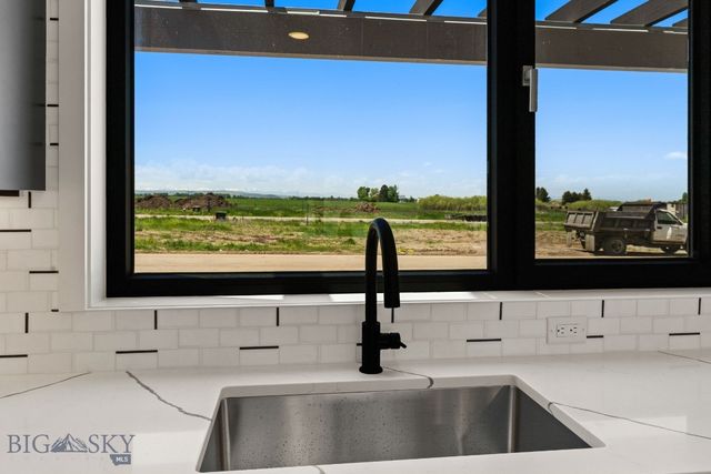 2939 S 30th Avenue, Bozeman, MT 59718