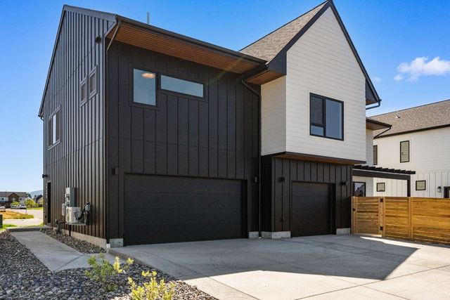 2939 S 30th Avenue, Bozeman, MT 59718