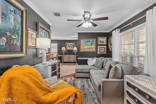 2200 Middle Creek Boulevard, Bossier City, LA 71111