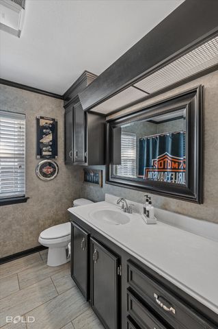 2200 Middle Creek Boulevard, Bossier City, LA 71111