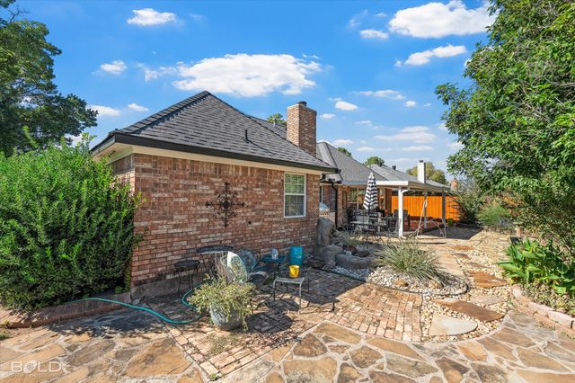 2200 Middle Creek Boulevard, Bossier City, LA 71111