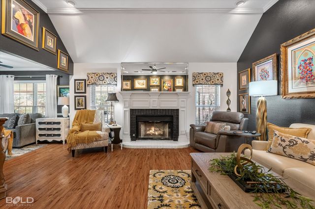 2200 Middle Creek Boulevard, Bossier City, LA 71111