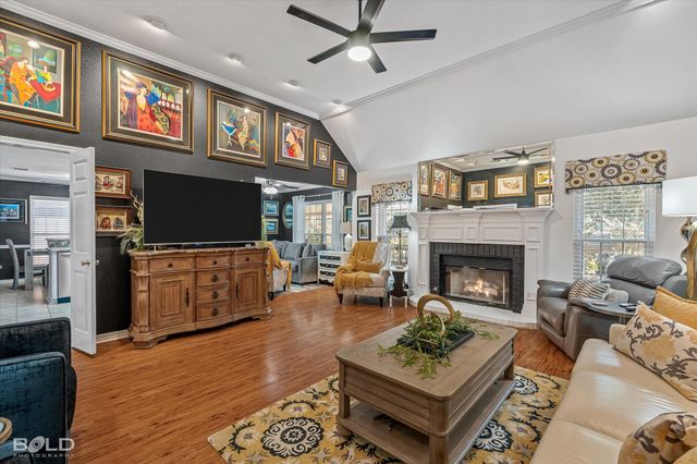 2200 Middle Creek Boulevard, Bossier City, LA 71111