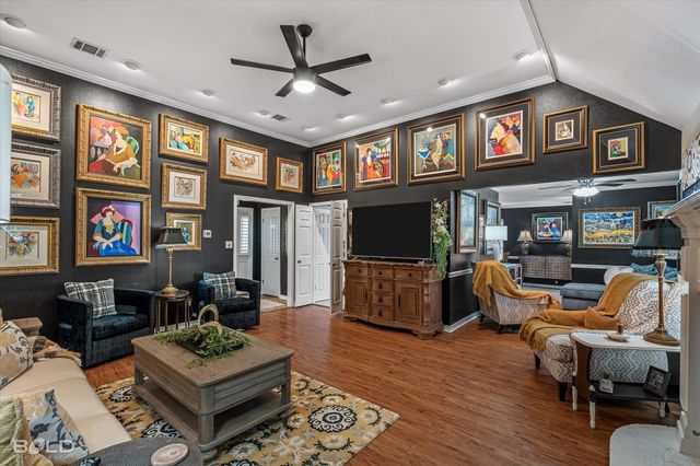 2200 Middle Creek Boulevard, Bossier City, LA 71111