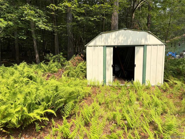 23 Kern Road, Barryville, NY 12719