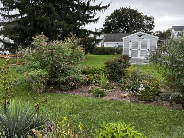 306 Aurora St, Lopatcong Twp., NJ 08865