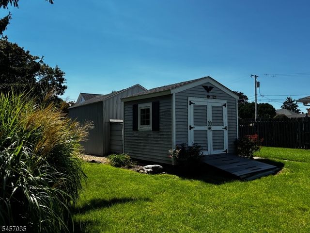 306 Aurora St, Lopatcong Twp., NJ 08865