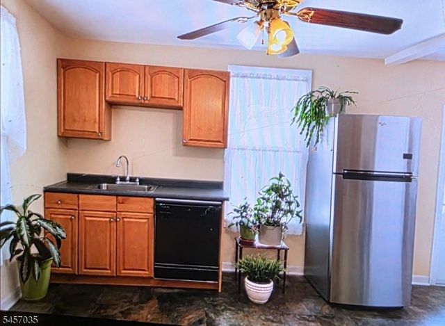 306 Aurora St, Lopatcong Twp., NJ 08865