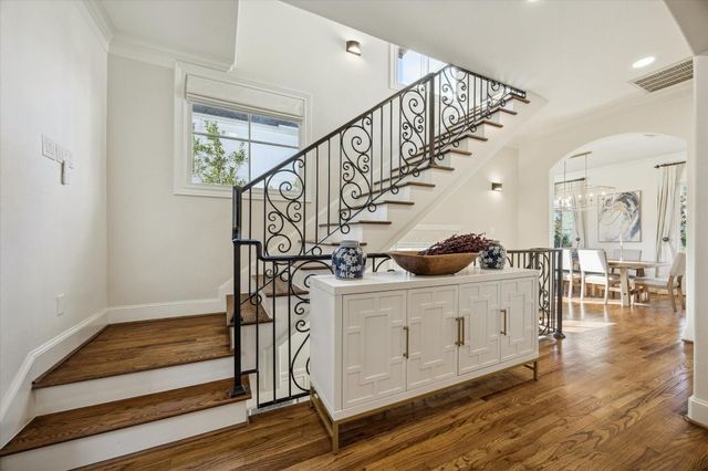 1720 Elmen Street, Houston, TX 77019