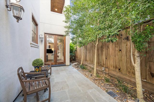 1720 Elmen Street, Houston, TX 77019