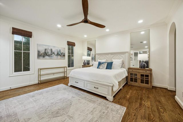 1720 Elmen Street, Houston, TX 77019