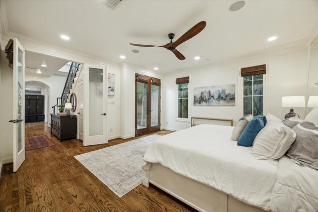 1720 Elmen Street, Houston, TX 77019