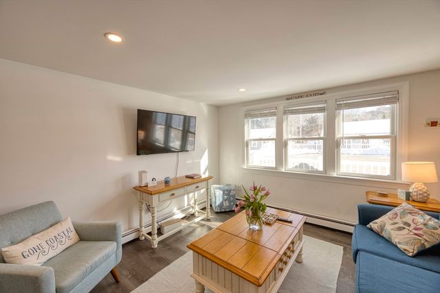 205 Lower County Rd 8, Dennis, MA 02639