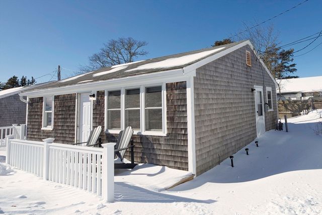 205 Lower County Rd 8, Dennis, MA 02639