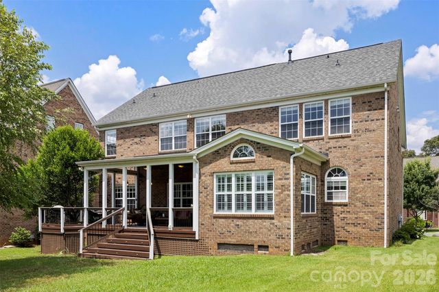 422 Deer Brush Lane, Waxhaw, NC 28173