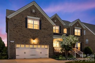 422 Deer Brush Lane, Waxhaw, NC 28173