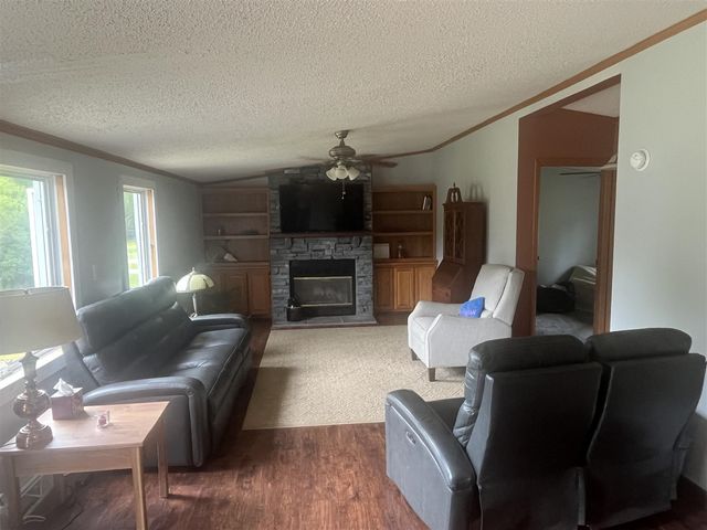 1172 N Greenville Road, Stanton, MI 48888
