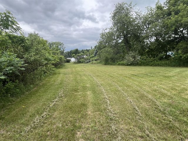 1172 N Greenville Road, Stanton, MI 48888