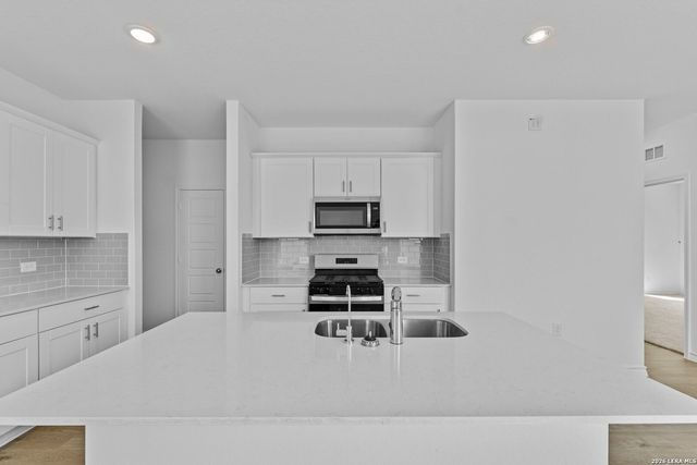 229 WILD YONDER LN, Boerne, TX 78006
