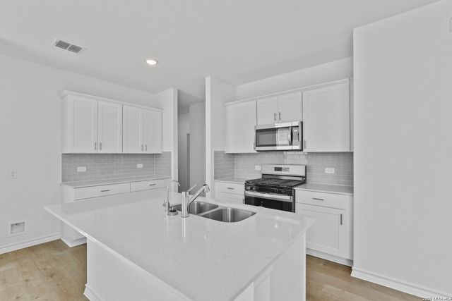 229 WILD YONDER LN, Boerne, TX 78006