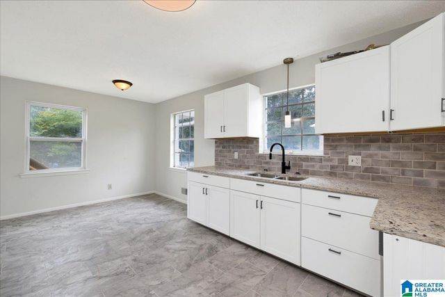 332 8TH STREET, Pleasant Grove, AL 35127