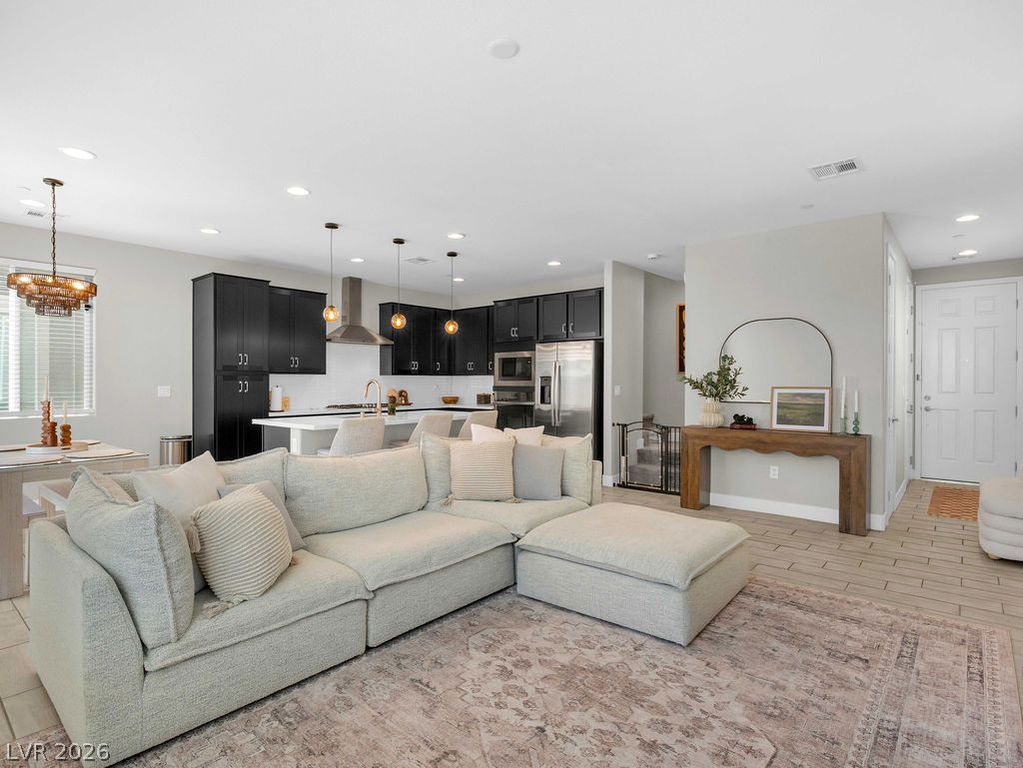 5028 Serene Skies Street, Las Vegas, NV 89130 — photo 2