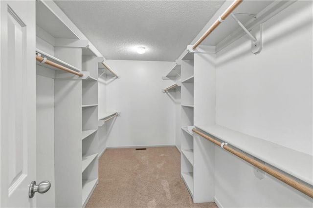 416 SW Stacey Drive, Lee's Summit, MO 64082