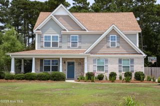 123 Center Drive, Hampstead, NC 28443