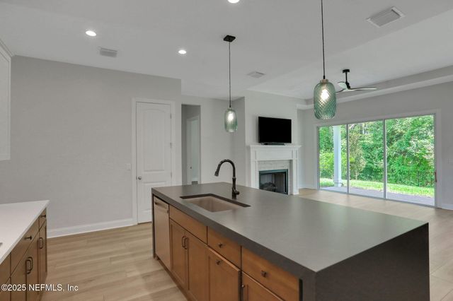 10149 FILAMENT Boulevard, Jacksonville, FL 32256