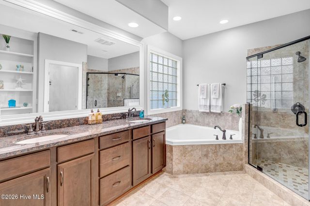 2474 Sugargrove Trail NE, Leland, NC 28451