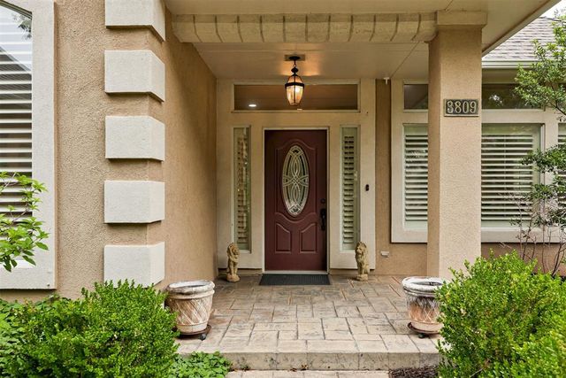 3809 Woodshadow Road, Edmond, OK 73003