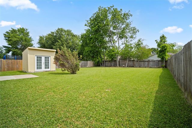 23418 Summer Pine Drive, Spring, TX 77373