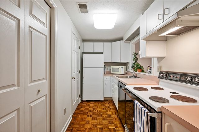 100 Denniston St 422, Shadyside, PA 15206