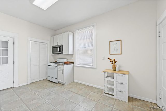 4647 Tyrolean Avenue, St Louis, MO 63116