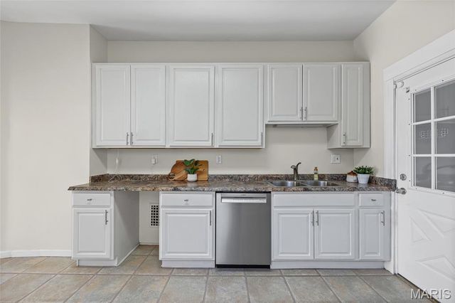 4647 Tyrolean Avenue, St Louis, MO 63116