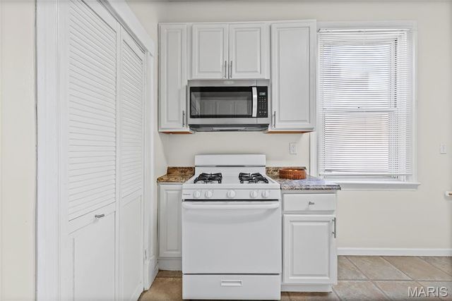 4647 Tyrolean Avenue, St Louis, MO 63116