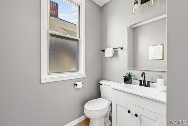 4647 Tyrolean Avenue, St Louis, MO 63116