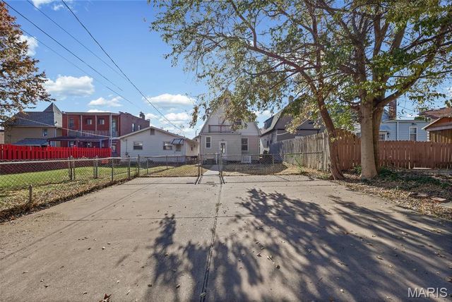 4647 Tyrolean Avenue, St Louis, MO 63116