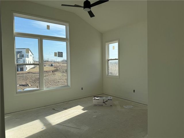 9309 Aminda Street, Lenexa, KS 66227