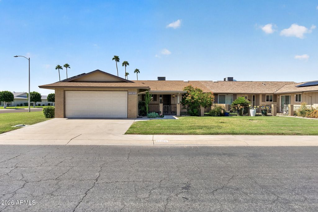 10603 W ROUNDELAY Circle, Sun City, AZ 85351 — exterior