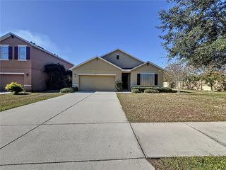 102 LAKE TRACY COURT, Haines City, FL 33844