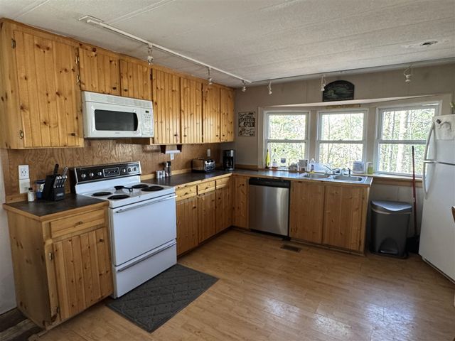 5084 Sandy Run Road, Sears, MI 49679
