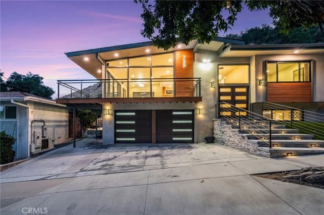 325 N Madison Avenue, Monrovia, CA 91016