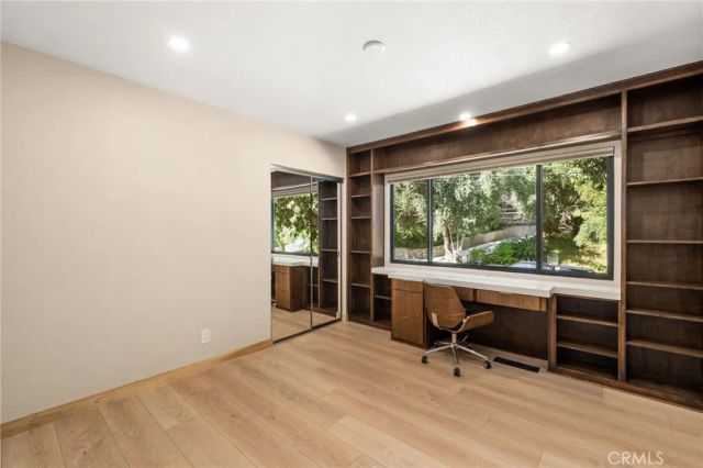 325 N Madison Avenue, Monrovia, CA 91016