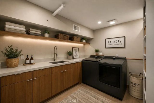 325 N Madison Avenue, Monrovia, CA 91016