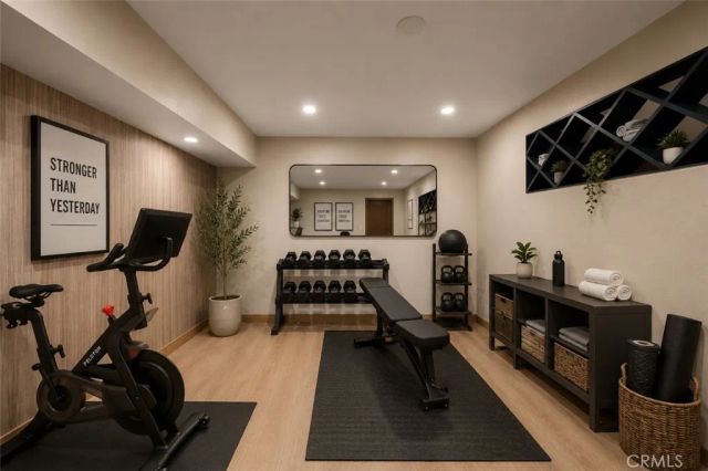 325 N Madison Avenue, Monrovia, CA 91016