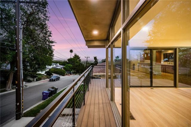 325 N Madison Avenue, Monrovia, CA 91016